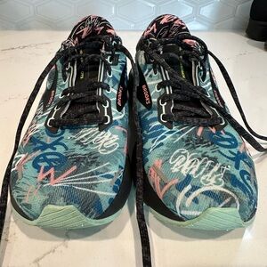 Brooks Adrenaline GTS 22 limited edition graphic running shoes.  Size 8